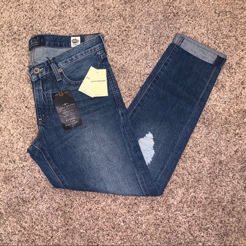 Lucky Brand • Sienna Slim Boyfriend Jeans • 26